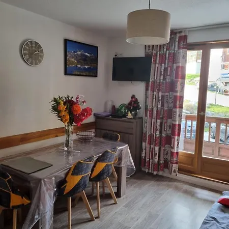 étoilé: Ski-in Comfort With Free Wi-fi Apartment Saint-Sorlin-d'Arves